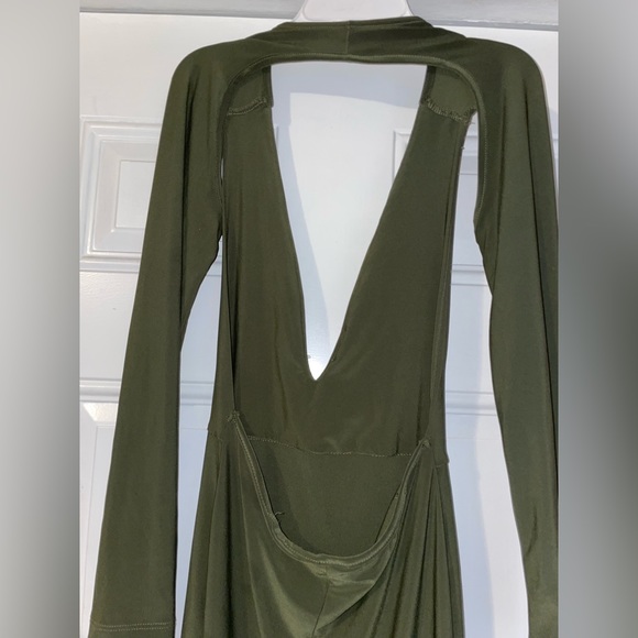 Dress - Picture 3 of 5